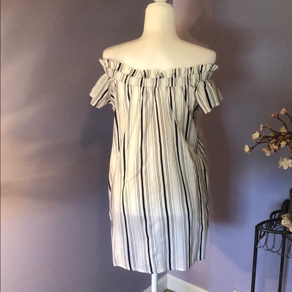 Shift dress— White with navy stripes - Picture 3 of 4